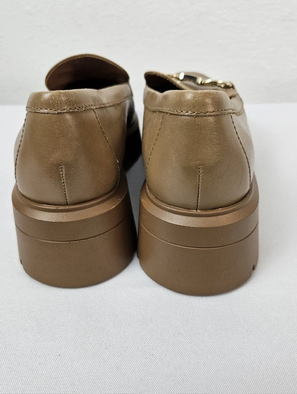 Naturalizer Women's Nina Lug Loafer  Tan Leather 7.5M